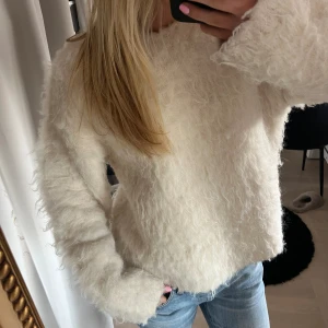 Lurvig tröja - Så mysig lurvig tröja💕💕