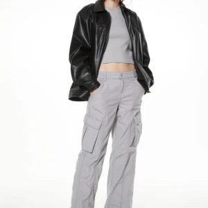 Cargo pants  - Har också svarta  Nypris 349,99 säljs inte mer 