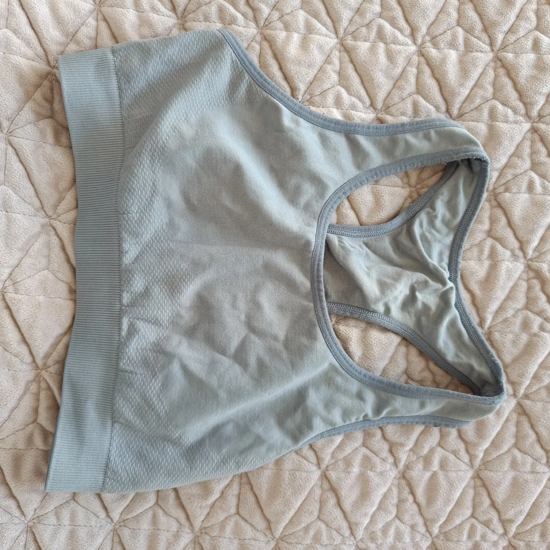 Pastellfärgad lila topp i storlek XS -S!