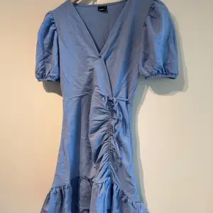 Blå klänning, använd 1 gång endast! 🩵