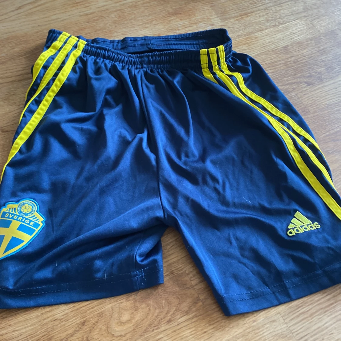 Den här fotbollsstälet har blivit för litet för mig pris kan diskuteras  - 90