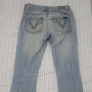 2000s jeans  - Y2k blå jeans, säg till om ni vill ha mer bilder