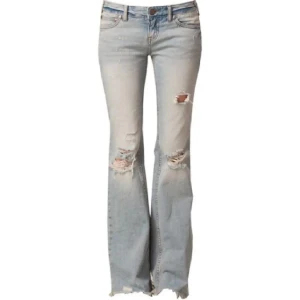 SÖKER jeansen från Free People i 26/30 eller xs /s - SÖKES jag är 156-157 lång och söker dessa jeans 