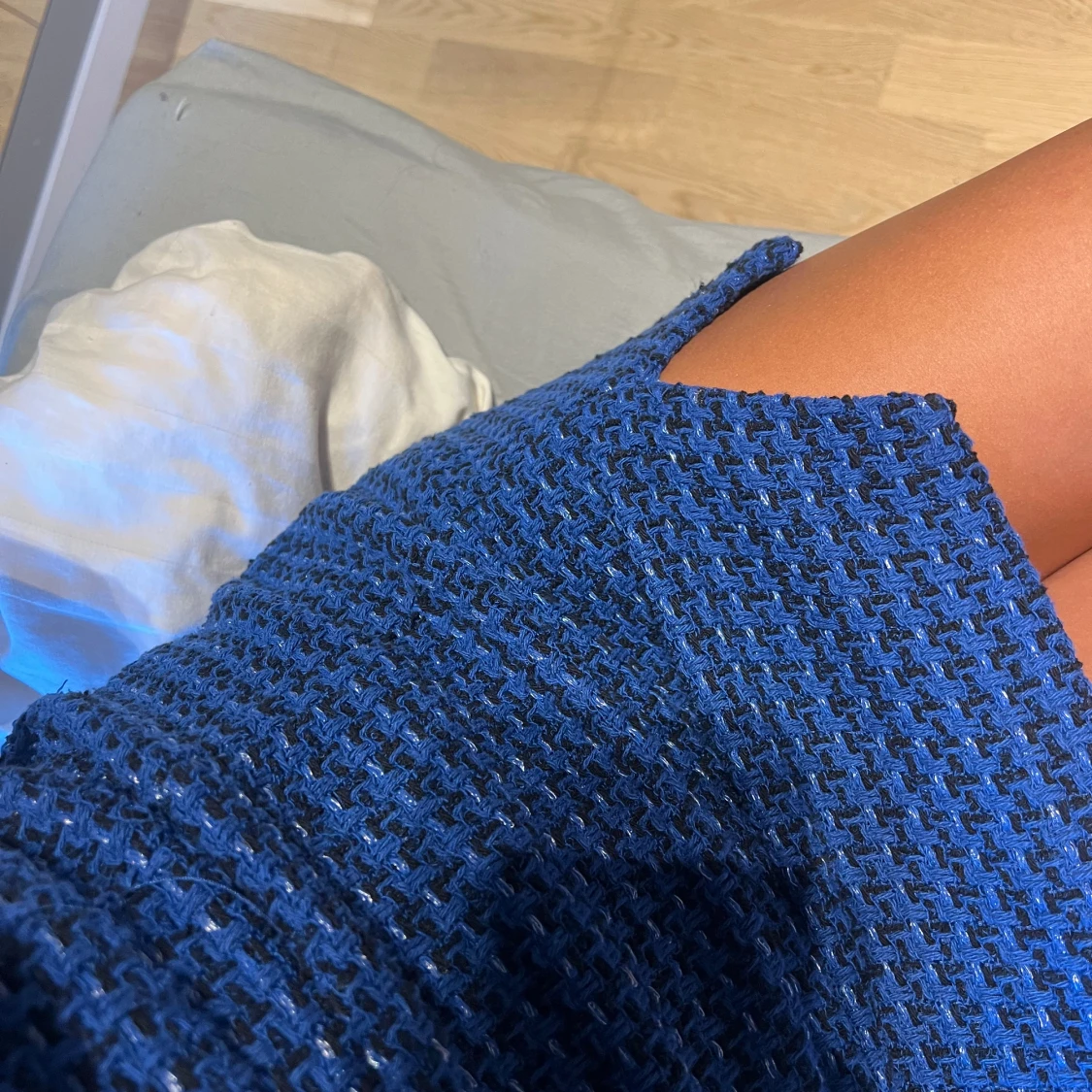 Stickad blå klänning - 93