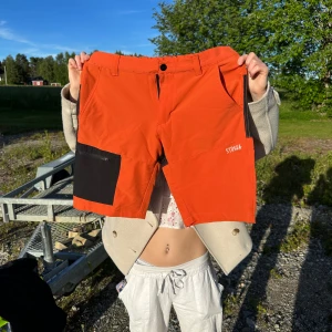 Shorts  - Fritidsbyxa oanvänd