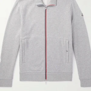 Moncler tröja  - M passar S Pris kan diskuteras