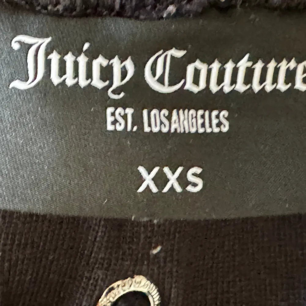 Storlek: xxs  Säljer dessa byxor för att de inte kommer till användning längre. Super sköna, i bra skick.   Priser kan diskuteras!  Köparen står för frakt, kan mötas upp i Helsingborg!🩷 . Jeans & Byxor.