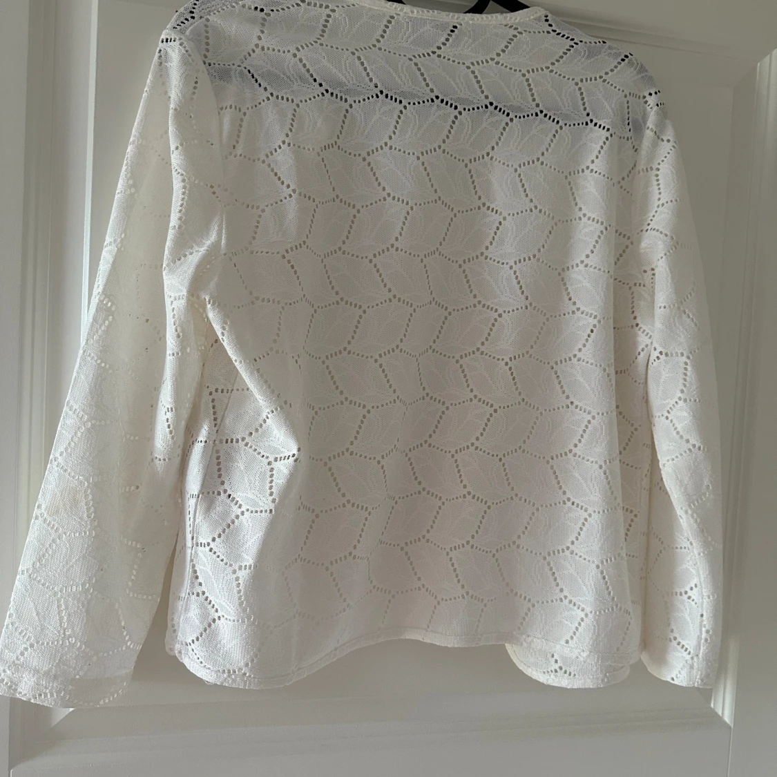 Härlig vår och sommartröja  - 90