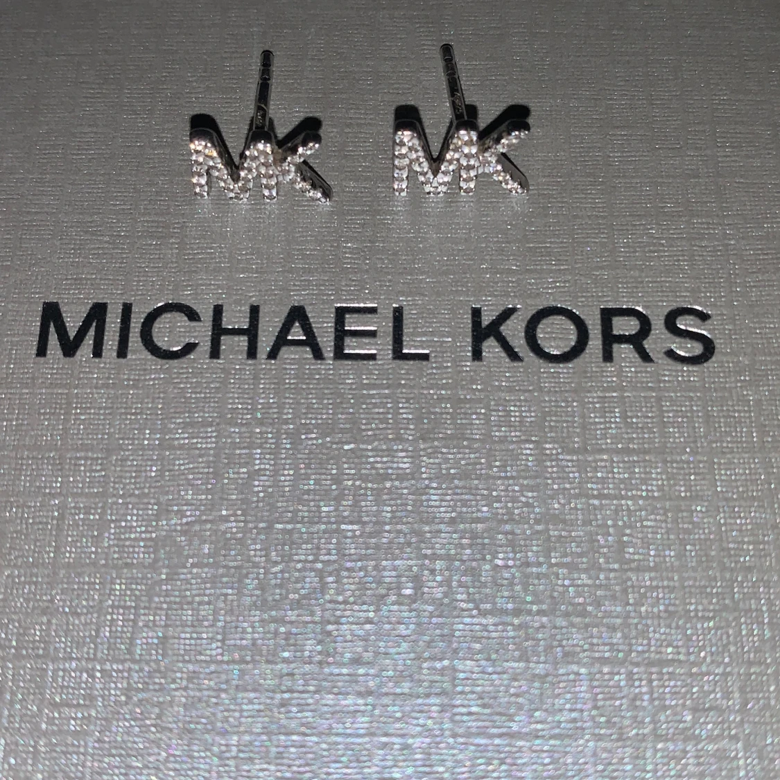 Michael kors örhängen silver