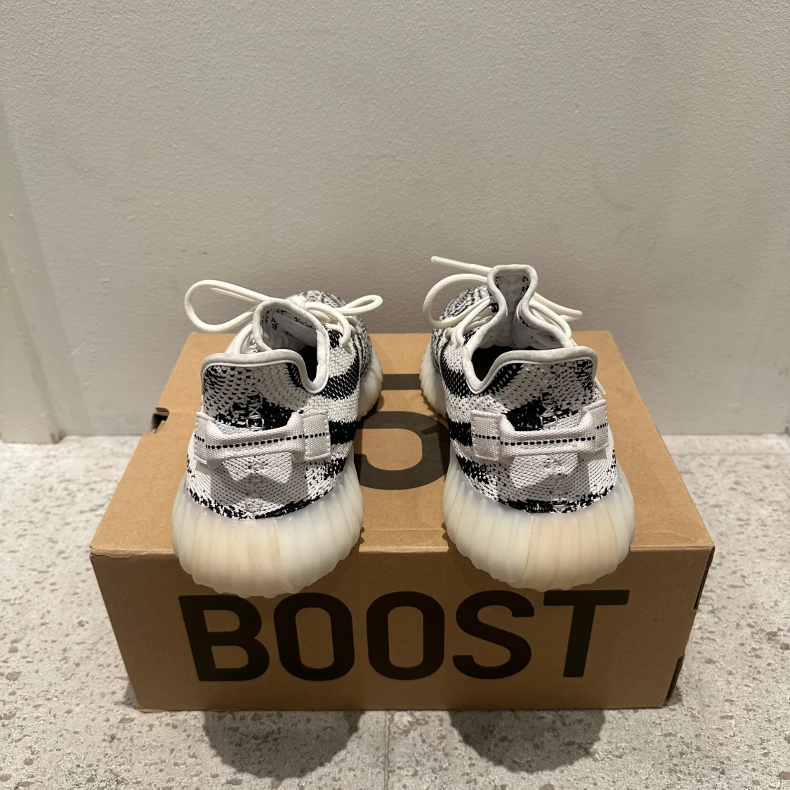 Yeezy boost 350 V2 - 93