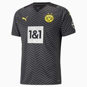 Borussia Dortmund bortatröja 21/22🐝Knappt använd och i jättebra skick! Säljer då den inte kommer till användning. 