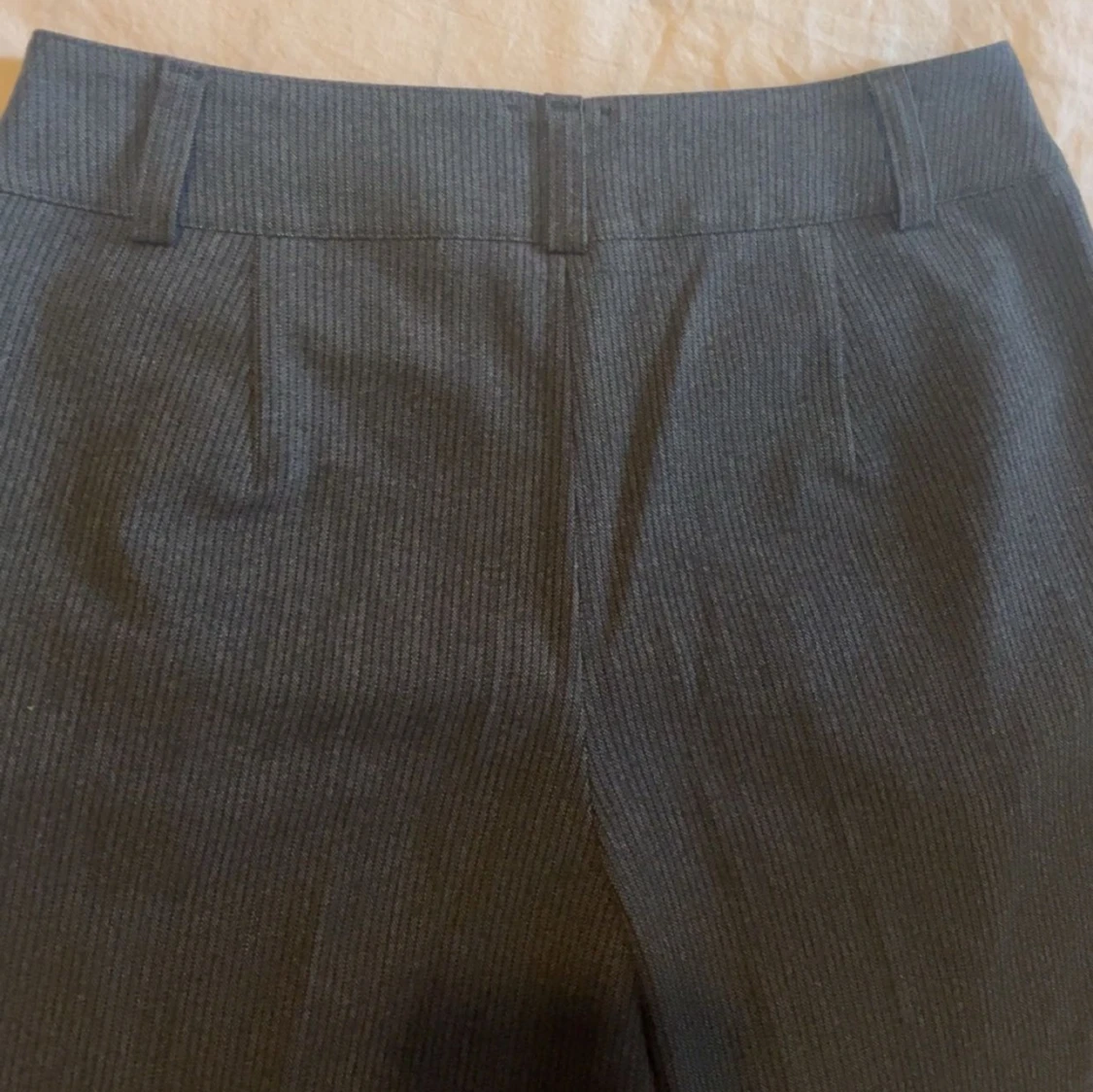 Lågmidjade kostymbyxor  - 93