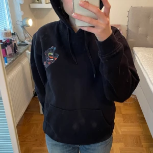 Svincool hoodie  - (Spegeln som är smutsig inte hoodien) Jätteskönt material och inga tecken på användning!! 