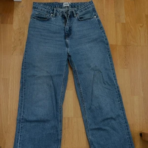 High waist baggy jeans - Jätte bra jeans mörk blå färg