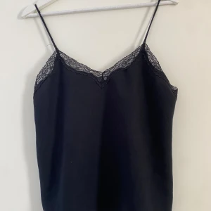 Zara linne - Storlek 36.