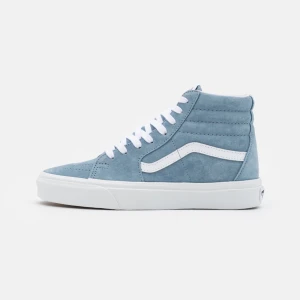 Vans skor - Så fina Vans skor i ljusblå, perfekt till vår och sommar! 🩵🩵 100% äkta kan skicka fler bilder ifall de behövs! Använda Max 4 gånger så i väldigt bra skick