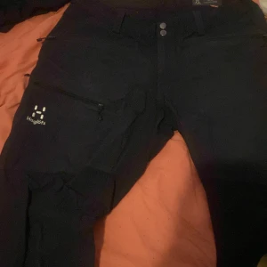 Haglöf byxa - Bra skick knappt använda pga för små storlek M men passar L. 