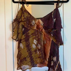 Zaratopp - Zaratopp som är använd ca 2 gånger ! Väldigt bra skick ❤️