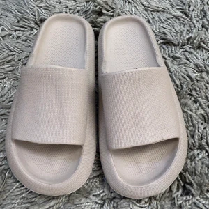 Sommar tofflor  - Sommar tofflor