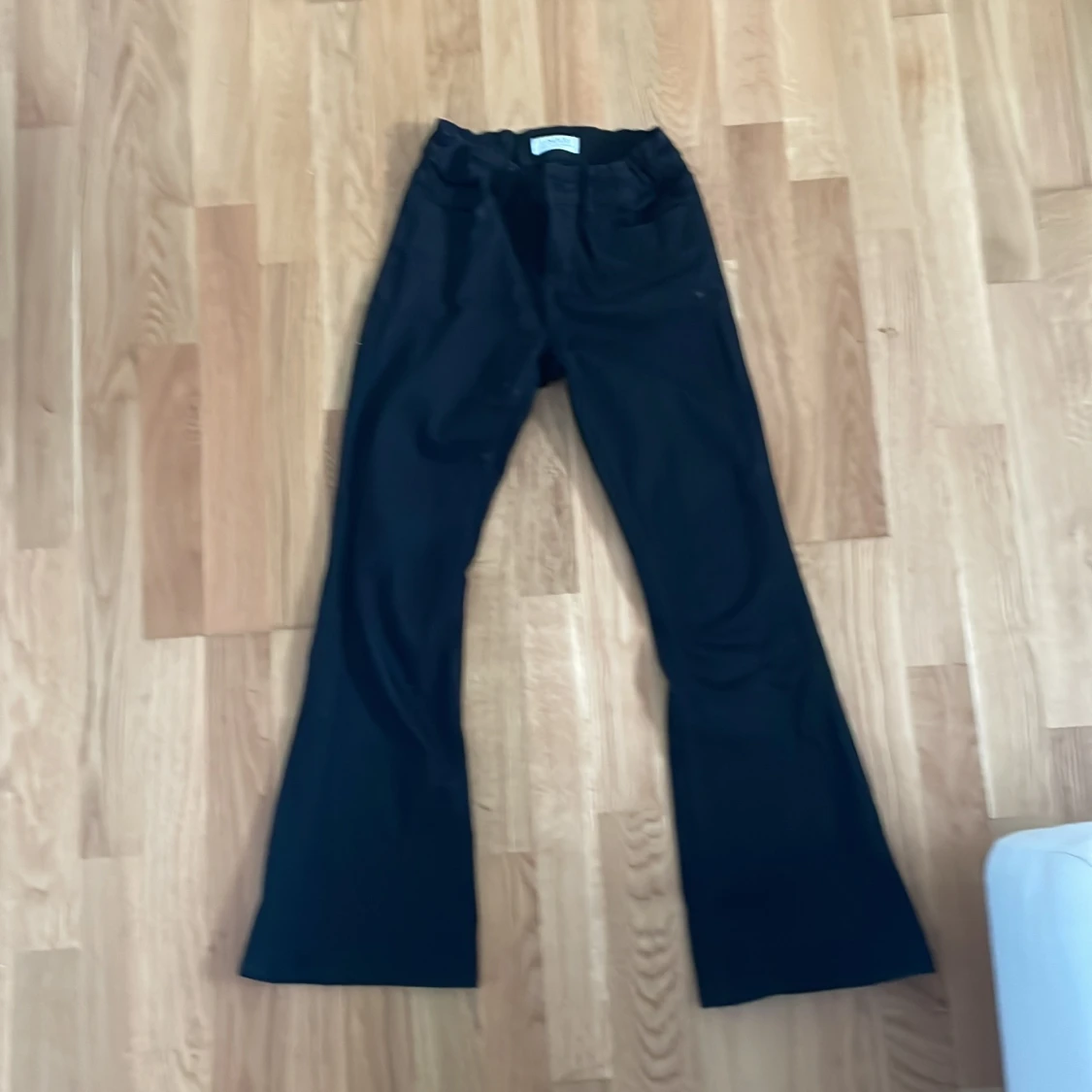 Utsvängda jeans  - 91