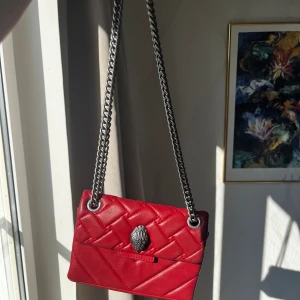 Kurt geiger - Intressekoll på min röda Kurt geiger mini