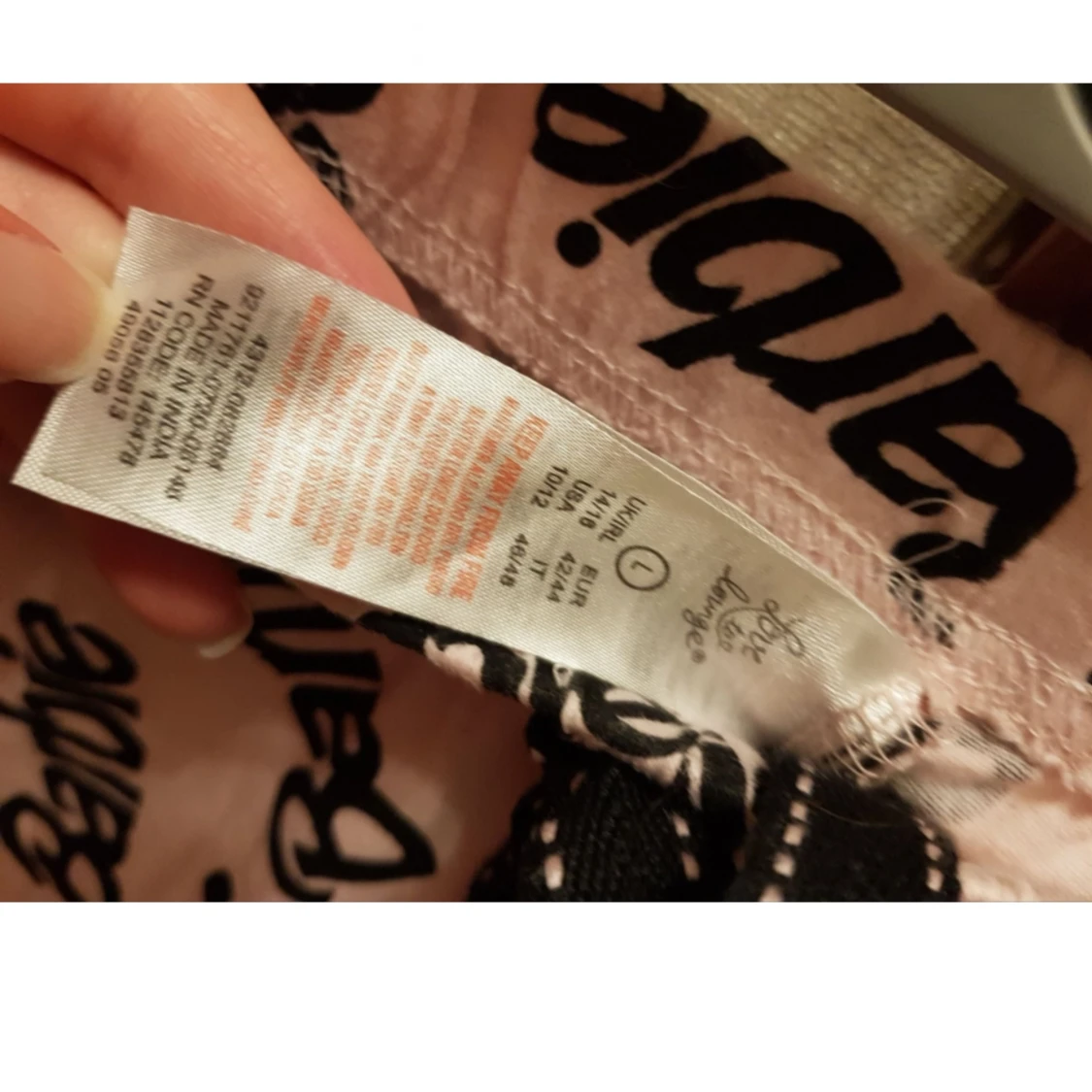 Shorts strl L från Barbie  - 2