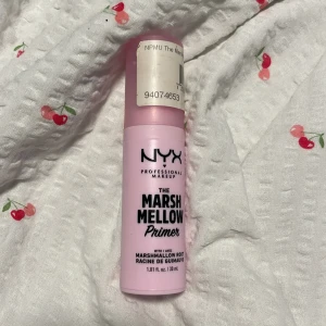 Nyx marshmallow primer - Helt oanvänd primer som bara legat och tagit plats i min sminklåda, nypris 259 💕
