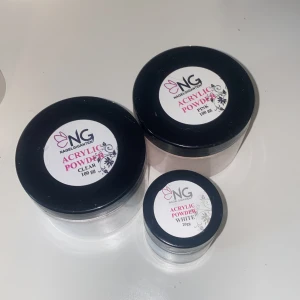 Acrylic powder - Alla är fulla bara provat dom de är white, clear och pink alla för 350