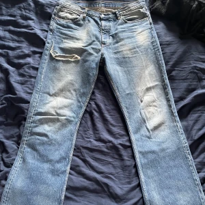 Hope Rush jeans  - HOPE jeans i modellen rush i storlek 34.