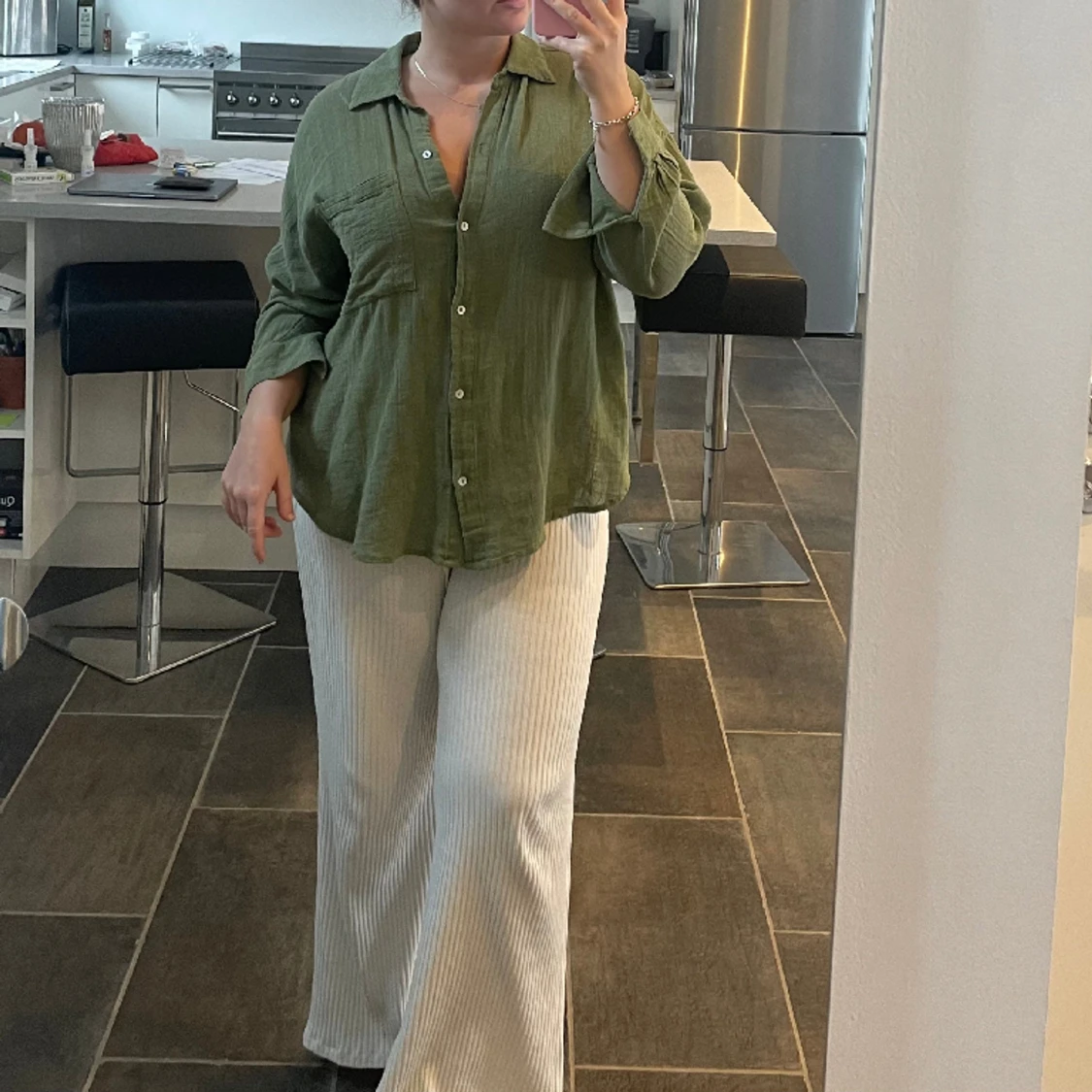 Grön blus/skjorta  - 90