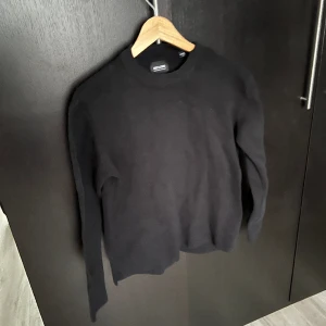 Only & Sons crewneck sweater - Aldrig använd köpt förra månaden på boozt, storlek XS passar även S