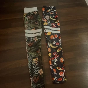 Stronges tränings byxor - Säljer mina jätte bekväma stronger tränings byxor som är i bra skick! Säljer pga har för många tränings byxor så behöver resa ut några! Båda för 200kr och 150kr styck!