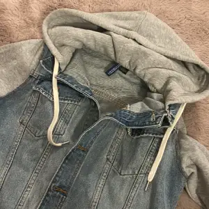 Jeans jacka | Storlek S  från H&M 