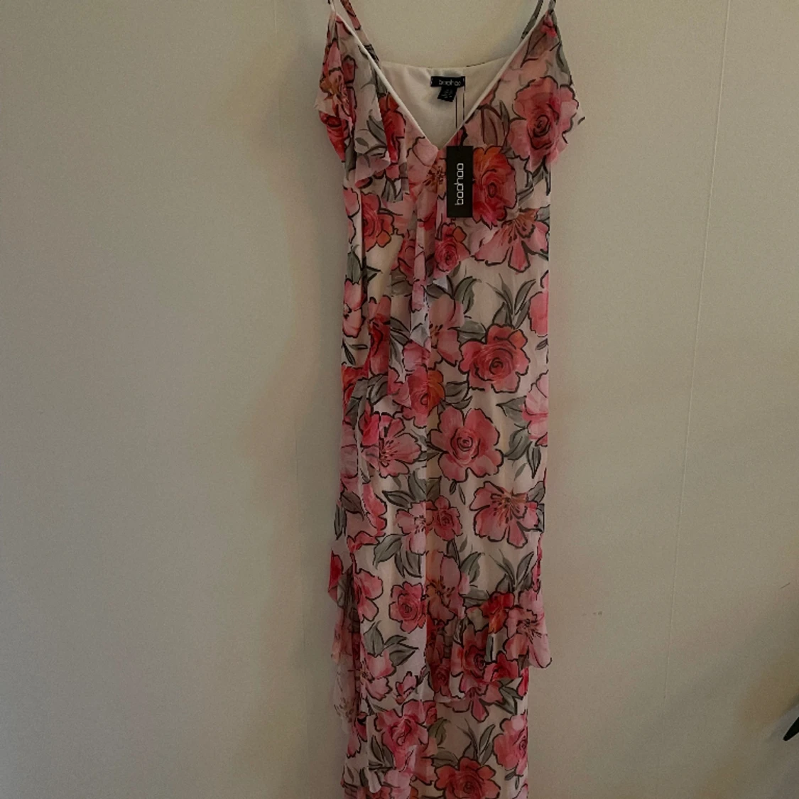 Blommig lång klänning från Boohoo - 90