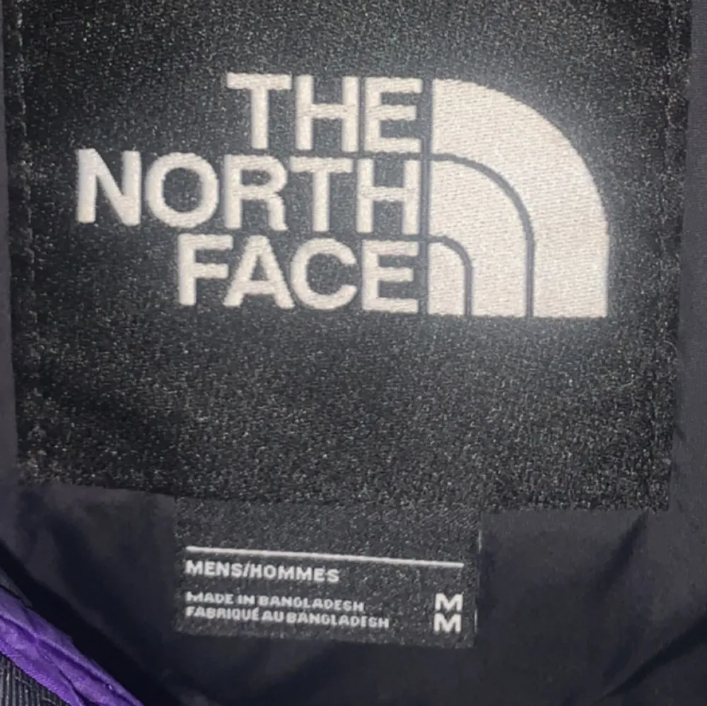 North face nuptse Bra skick. Jackor.