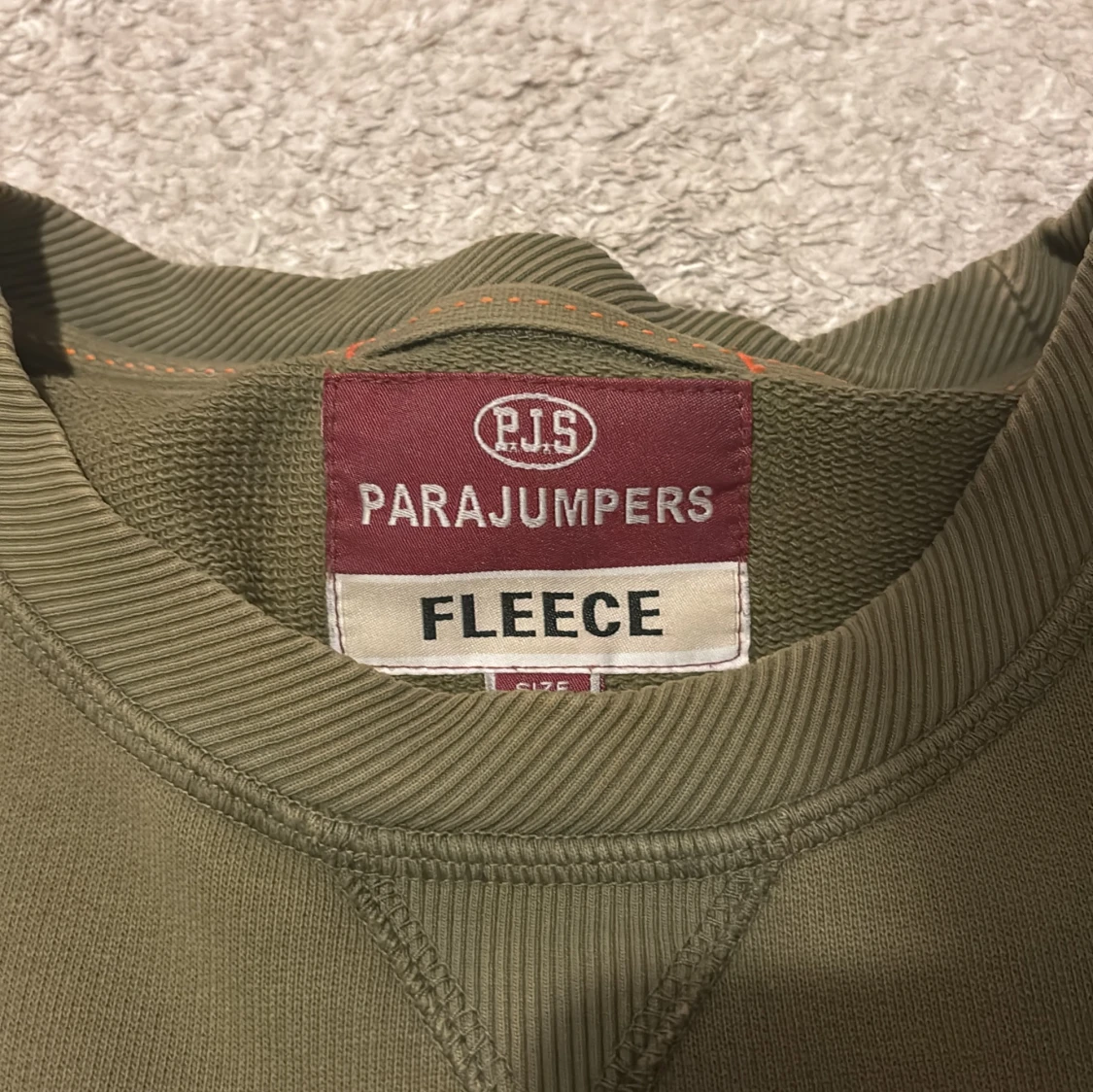Olivgrön fleece tröja från Parajumpers - 92