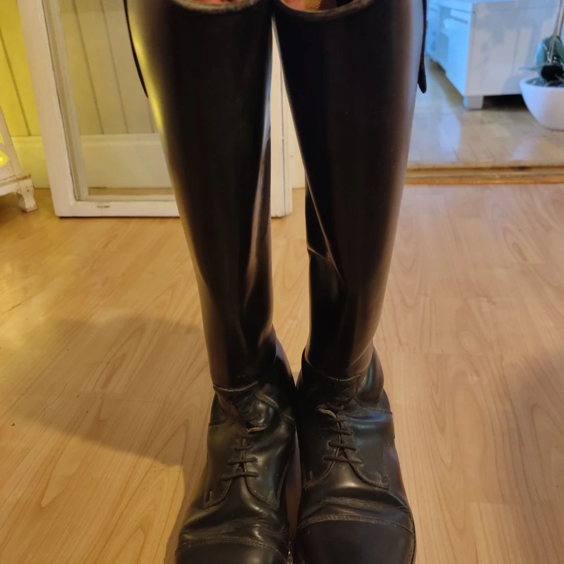 Ridstövel i skinn stl 37