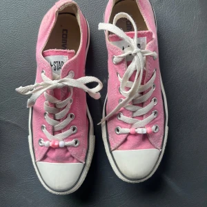 Rosa converse - Bra skick