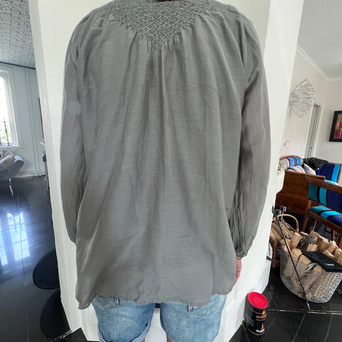 Grå blus - 93