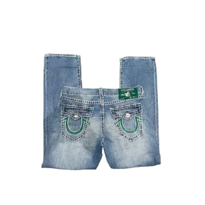 True religion jeans  - Typ helt nya trueys i storlek 36