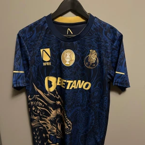 2 för 1 - Fotbollströjor 