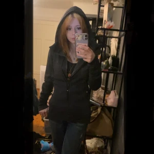 Svart hoodie - Super fin svart zup up hoodie