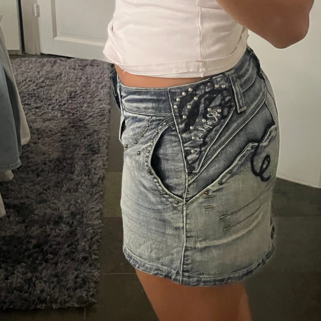 Lågmidjad jeanskjol - 2