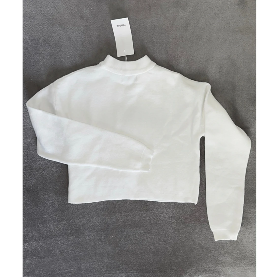 Vit tröja Bershka XS cropped