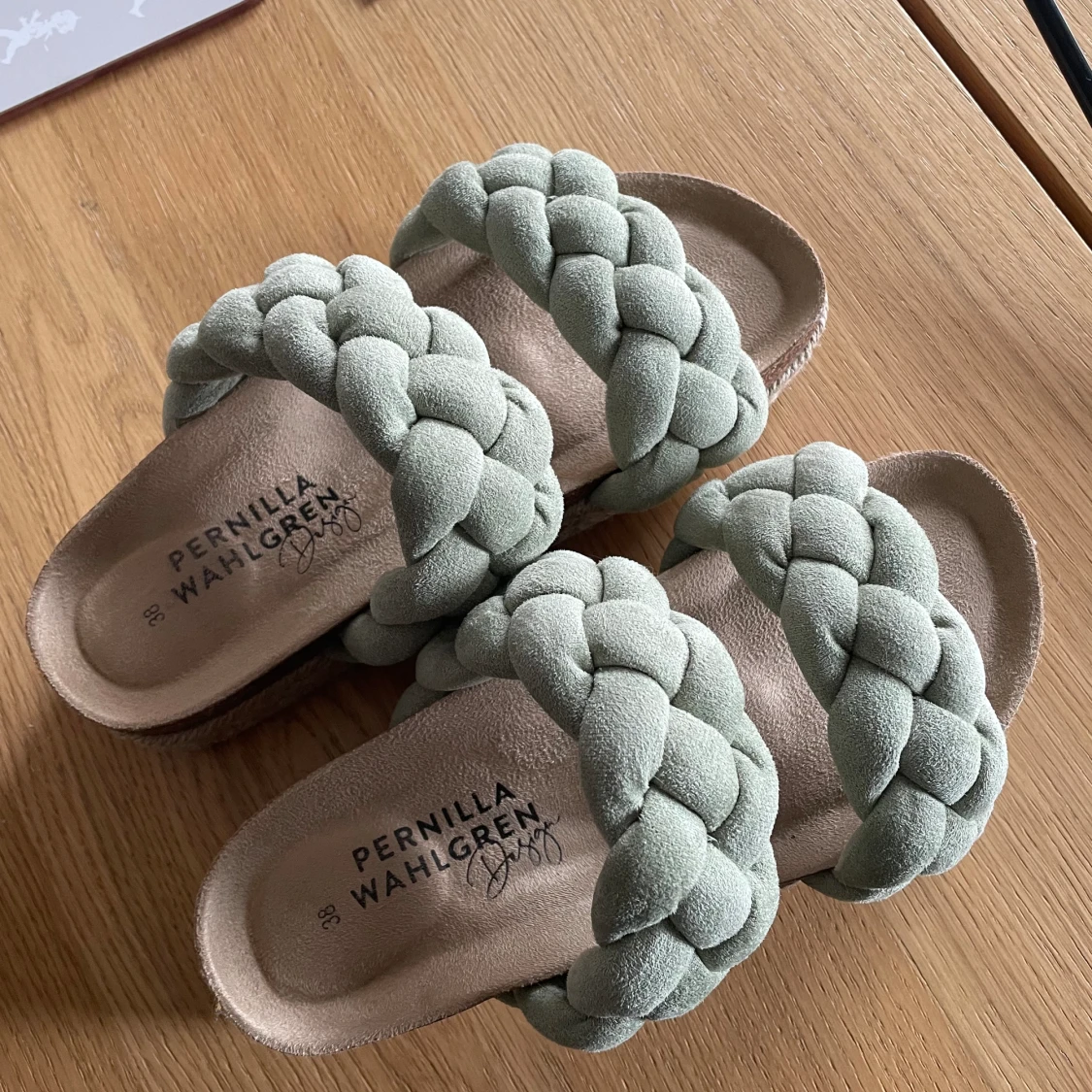 Tofflor Pernilla Wahlgrens kollektion - 90