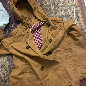  Vintage trenchcoat - Skit fin stocolmstill