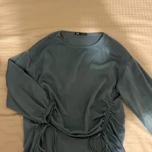 Blus  - Ny skick! Från zara