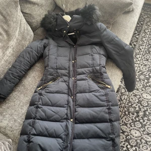 Zara jacket  - Jackans dragkedja fungerar inte