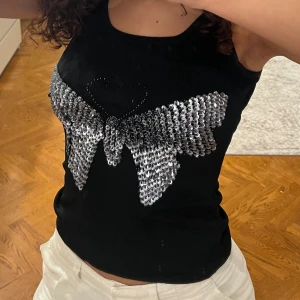 söt vintage topp - Aldrig hittat tillfälle att ha på mig så knappt använt.