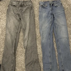 Gråa jeans lager 157 - Gråa lowwaist straight jeans från lager 157. Endast de gråa paret kvar 🙌 är som i nytt skick.